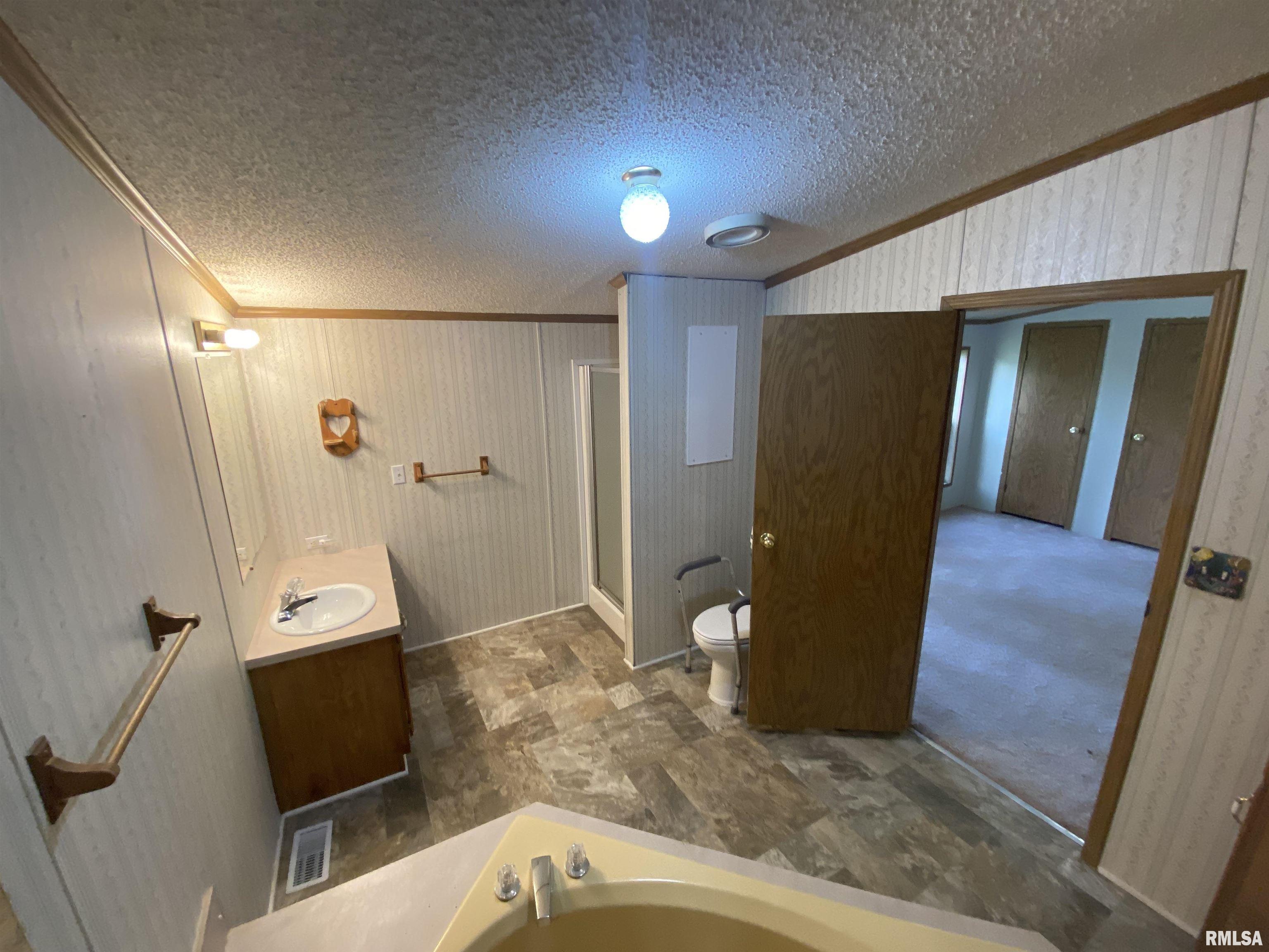 2450 County Farm Road Kell, IL 62853 - Photo 14 of 23