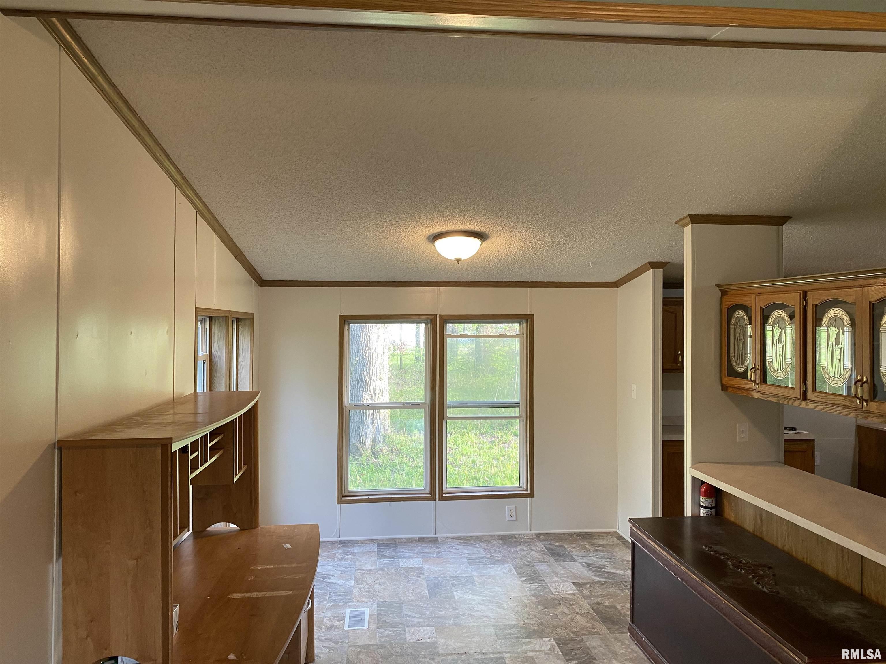 2450 County Farm Road Kell, IL 62853 - Photo 8 of 23