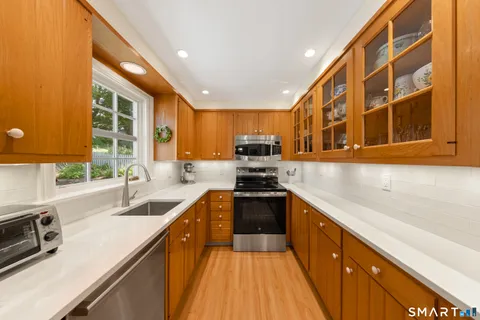 $1,275,000 | 13 Devon Road, Darien, CT 06820