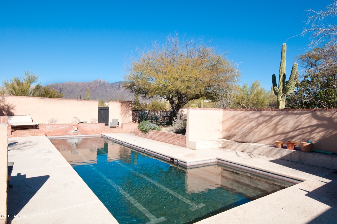 4550 North Hacienda Del Sol Road Tucson, AZ 85718 - Photo 10 of 32