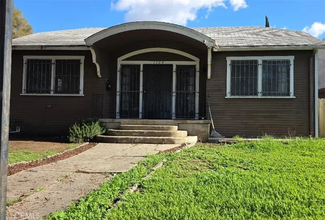 $1,300,000 | 1184 North Kenmore Avenue, Los Angeles, CA 90029