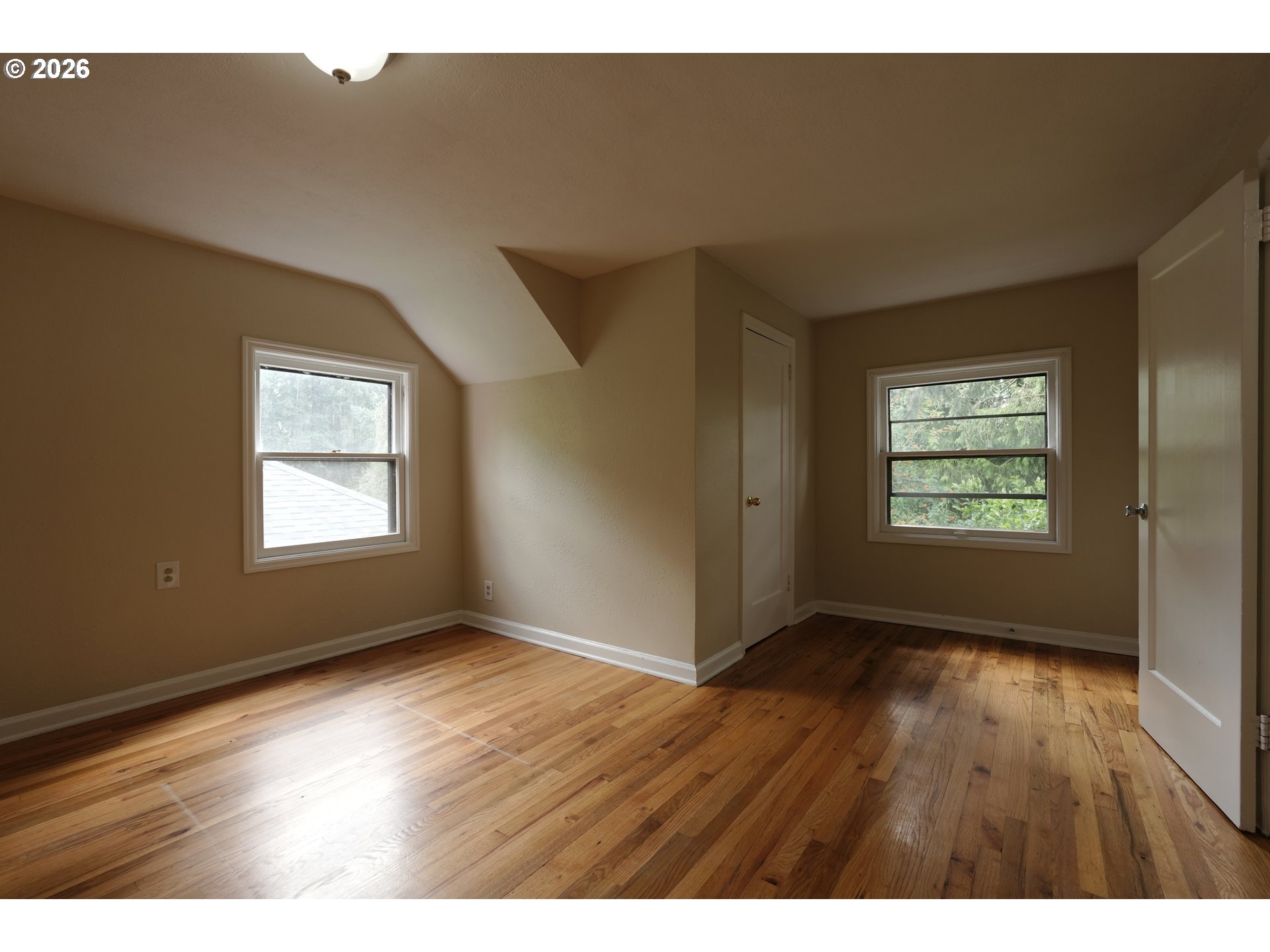 7925 Southwest 11th Avenue Portland, OR 97219 - Photo 22 of 39