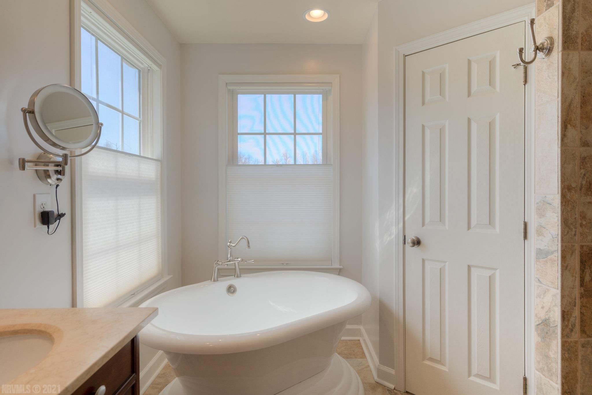 1050 Green Ridge Road Christiansburg, VA 24073 - Photo 31 of 42 Gallery Image 31