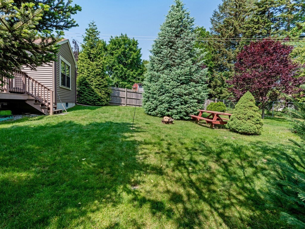 37 Ivernia Road Worcester, MA 01606 - Photo 32 of 41 Gallery Image 32
