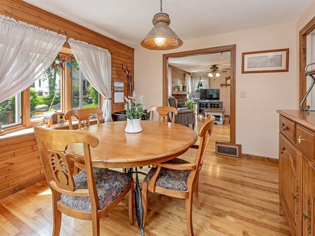 37 Ivernia Road Worcester, MA 01606 - Photo 6 of 41 Gallery Image 6