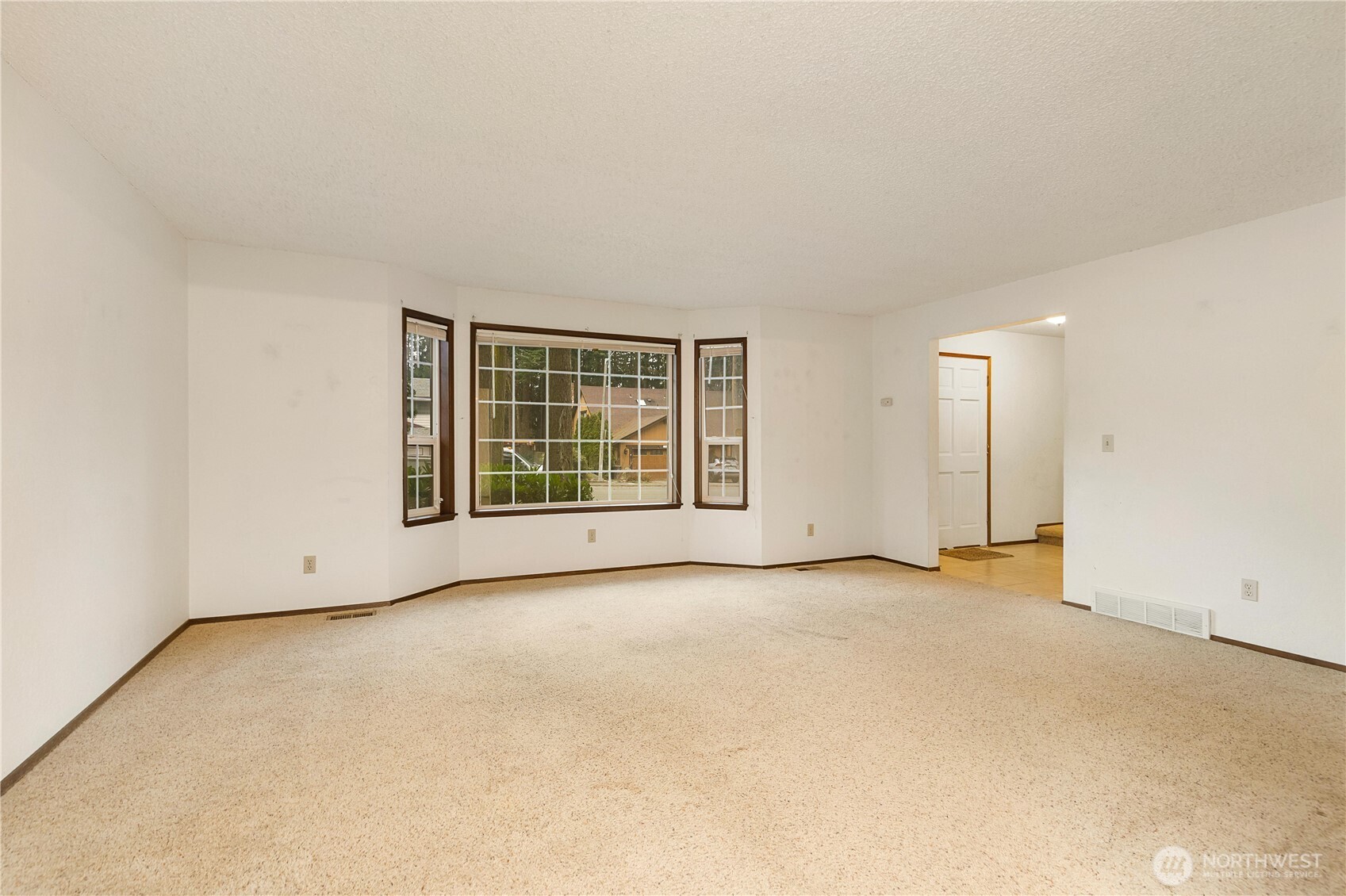 763 Southwest 10th Court Oak Harbor, WA 98277 - Photo 11 of 26