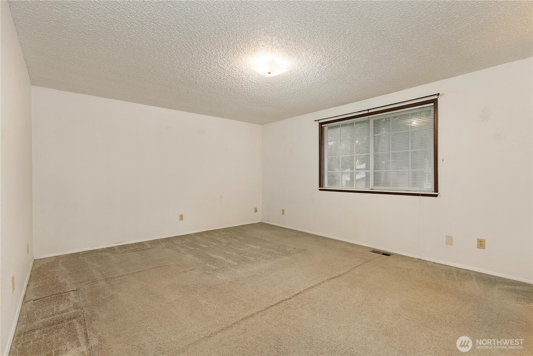 763 Southwest 10th Court Oak Harbor, WA 98277 - Photo 20 of 26