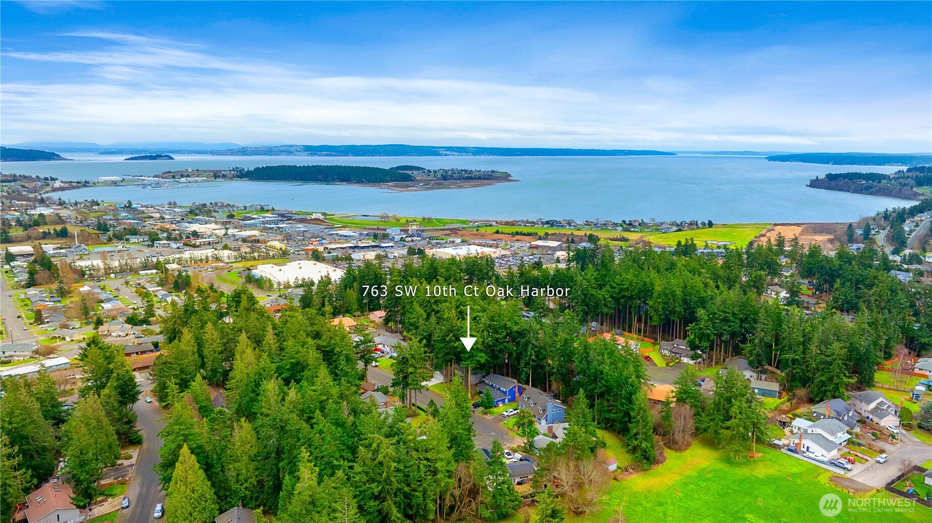 763 Southwest 10th Court Oak Harbor, WA 98277 - Photo 4 of 26