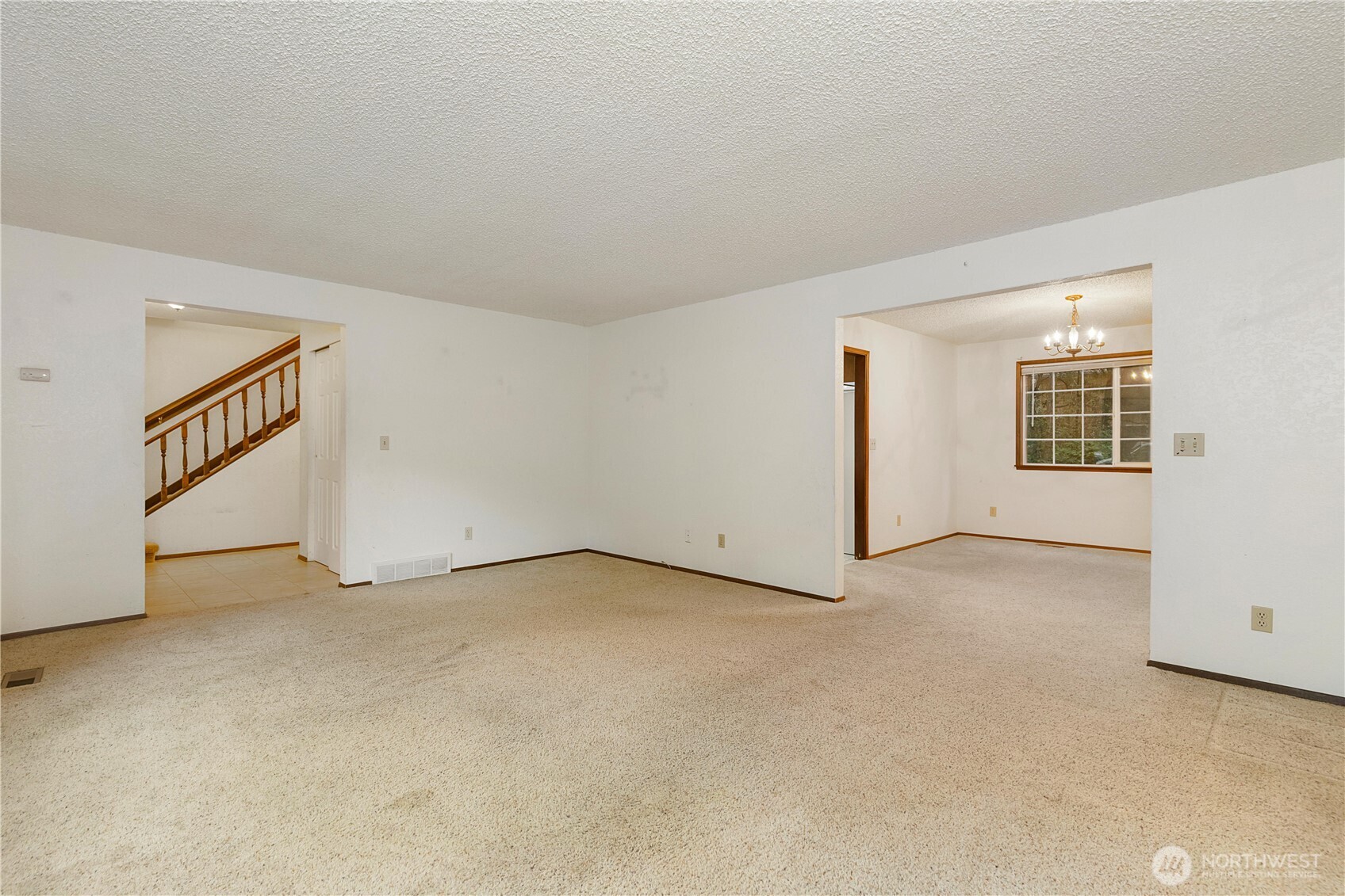 763 Southwest 10th Court Oak Harbor, WA 98277 - Photo 10 of 26