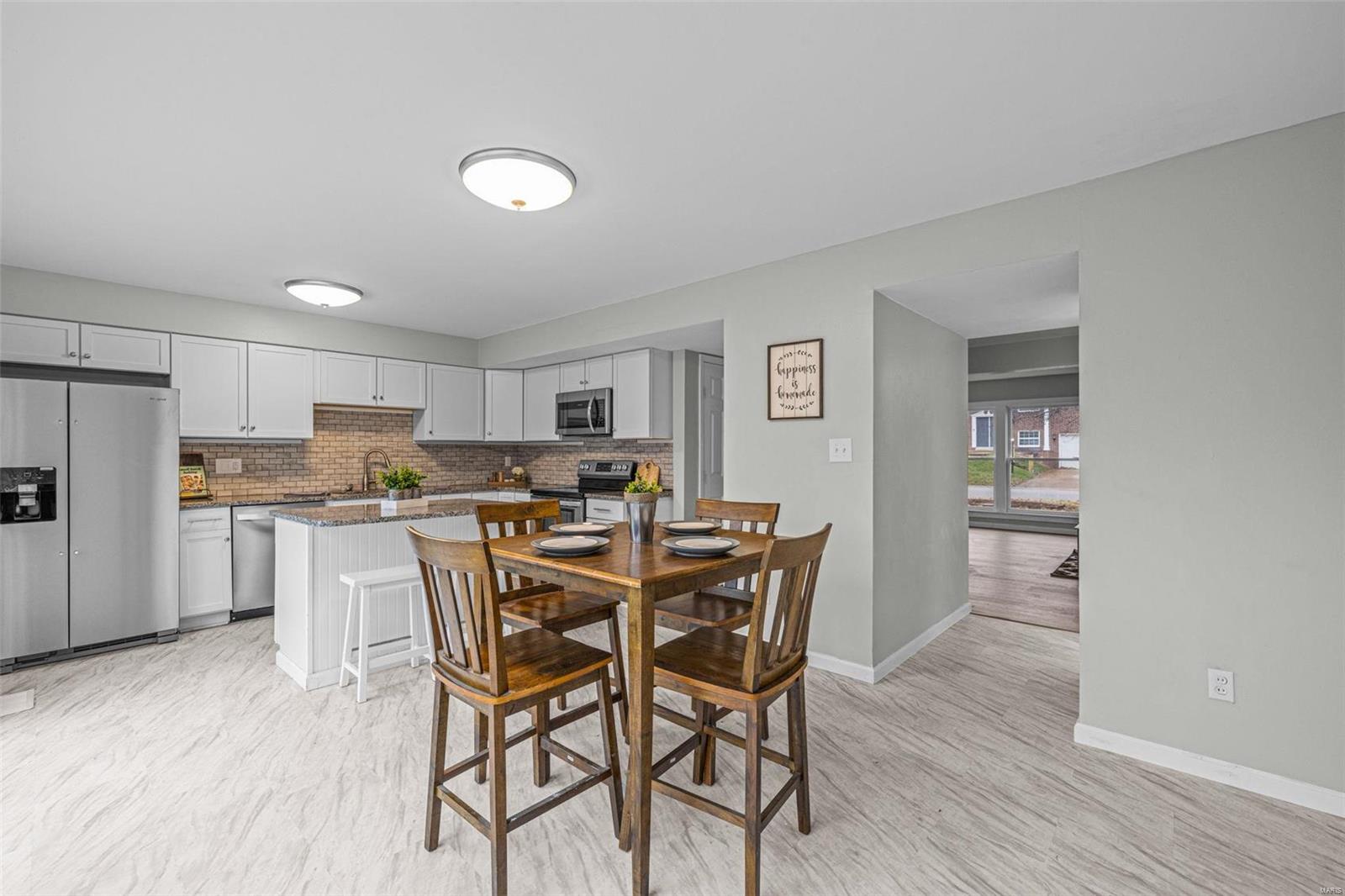 344 Bunker Hill Road Belleville, IL 62221 - Photo 11 of 39 Gallery Image 11