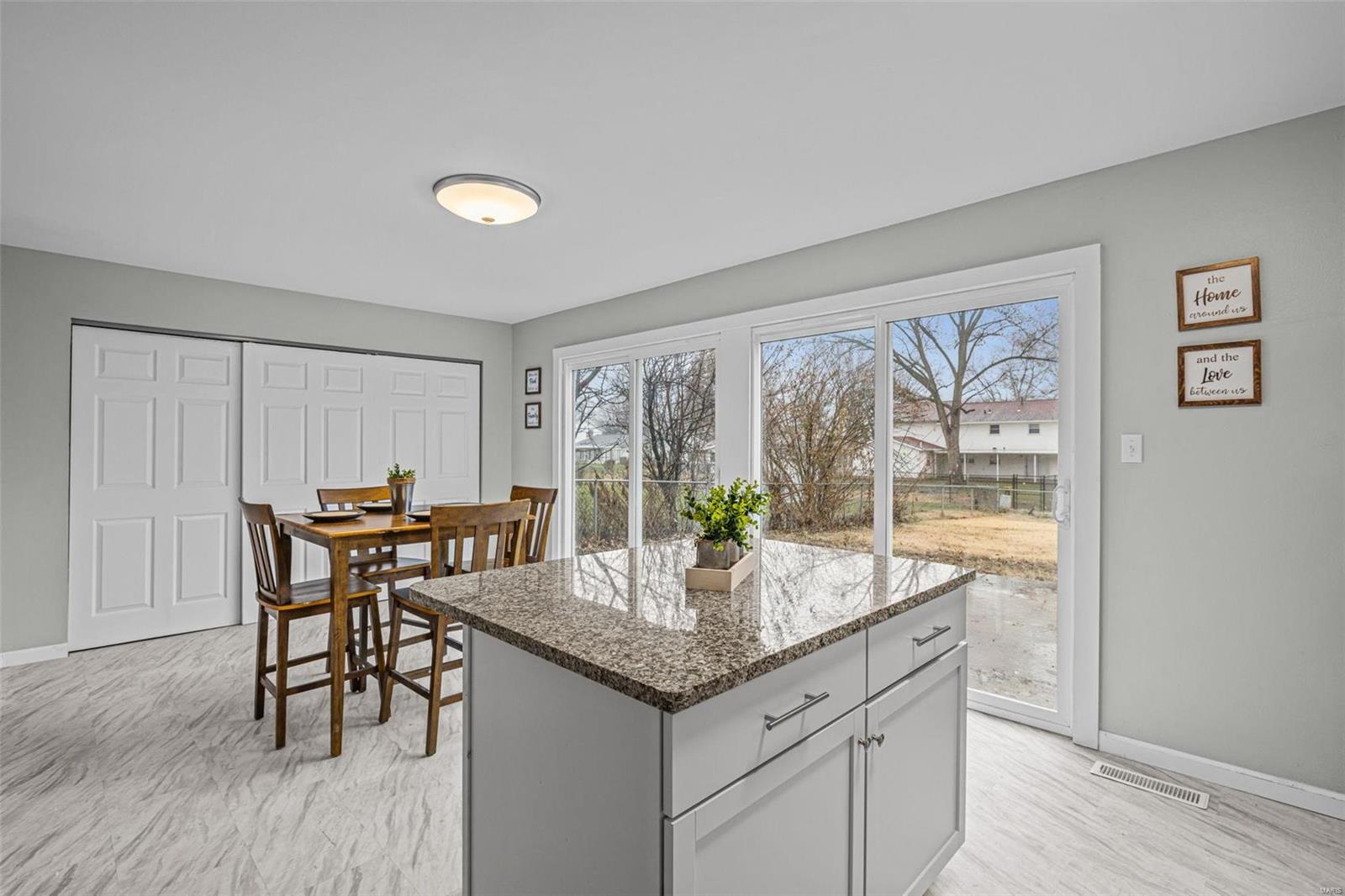 344 Bunker Hill Road Belleville, IL 62221 - Photo 13 of 39 Gallery Image 13