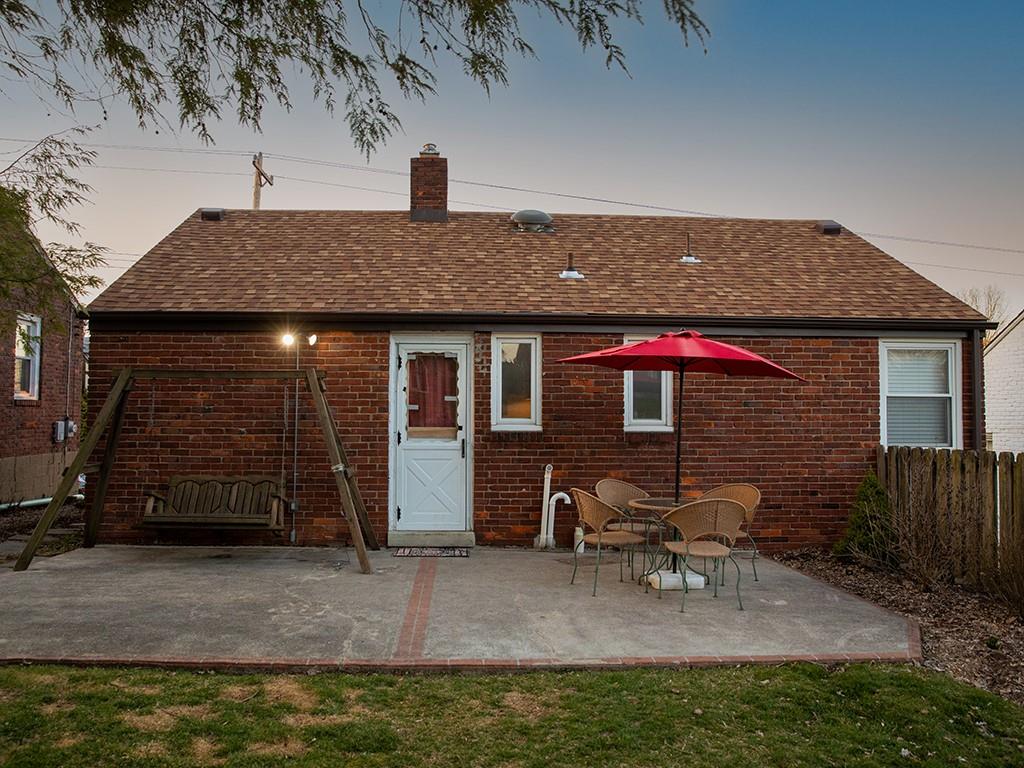 532 Old Farm Road Pittsburgh, PA 15234 - Photo 17 of 20
