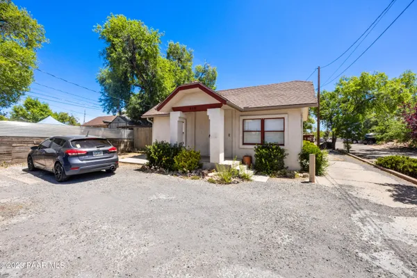$699,000 | 615 West Hillside Avenue, Prescott, AZ 86301