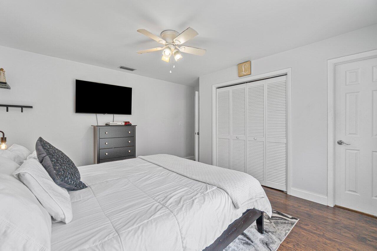 5170 Madison Road Delray Beach, FL 33484 - Photo 8 of 21 Primary bedroom