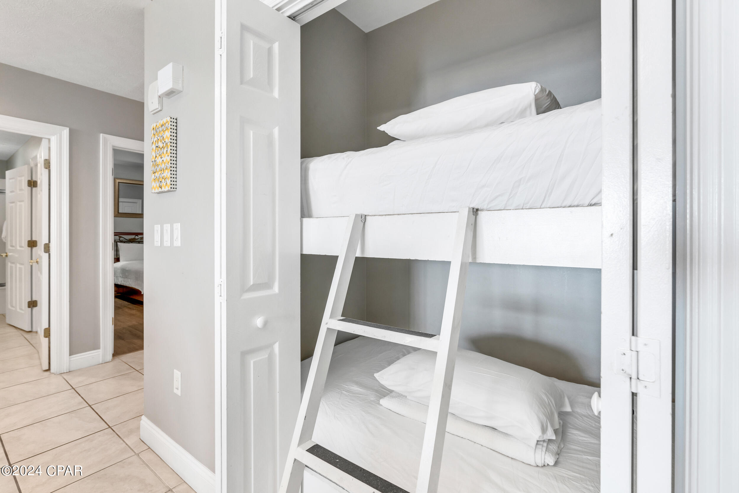 5004 Thomas Drive, Unit 305 Panama City, FL 32408 - Photo 7 of 46