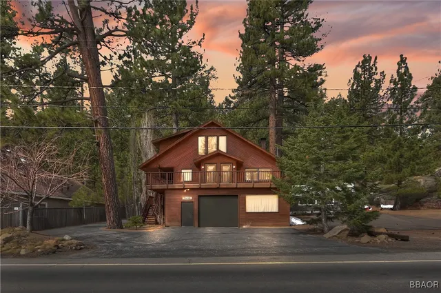 $1,100,000 | 39128 North Shore Drive, Fawnskin, CA 92333