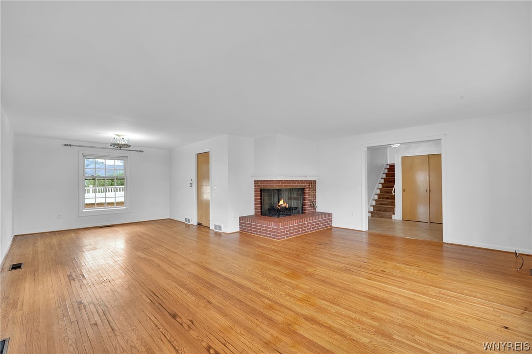 660 North Forest Road Amherst, NY 14221 - Photo 5 of 44 Gallery Image 5