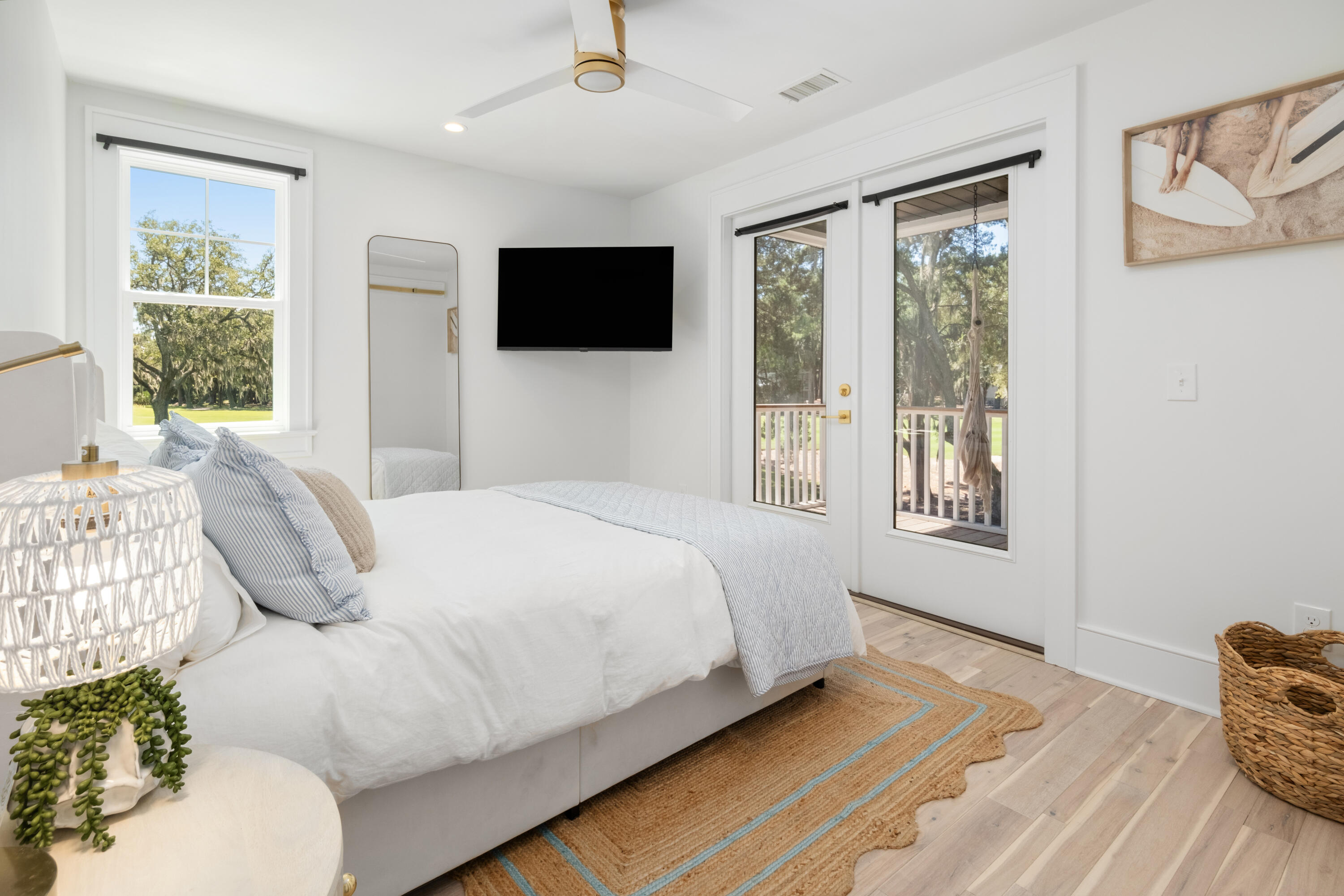 42 Battery Park Road Edisto Island, SC 29438 - Photo 24 of 59 42 Battery Park Rd_Eterna_Media-25