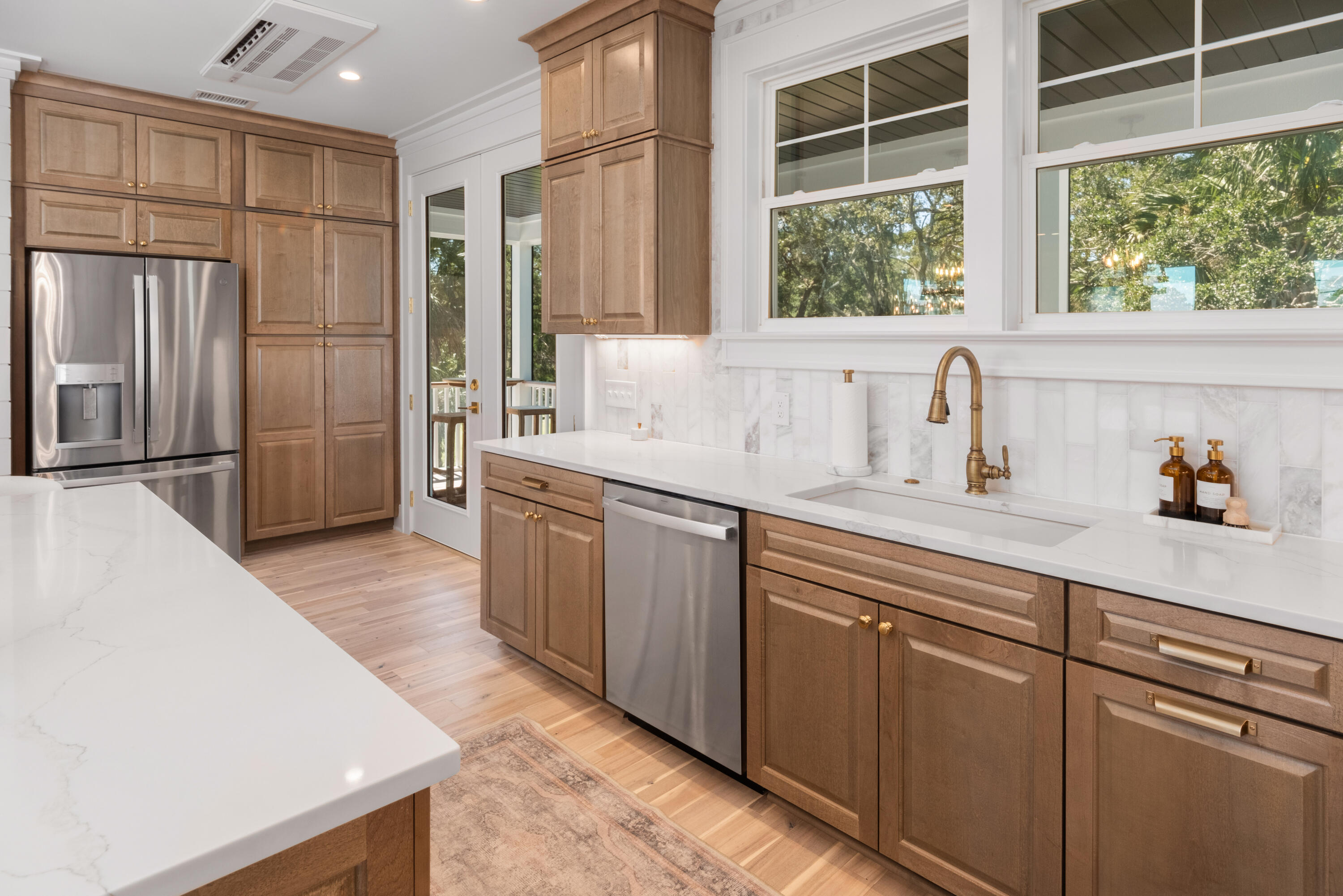 42 Battery Park Road Edisto Island, SC 29438 - Photo 34 of 59 42 Battery Park Rd_Eterna_Media-37