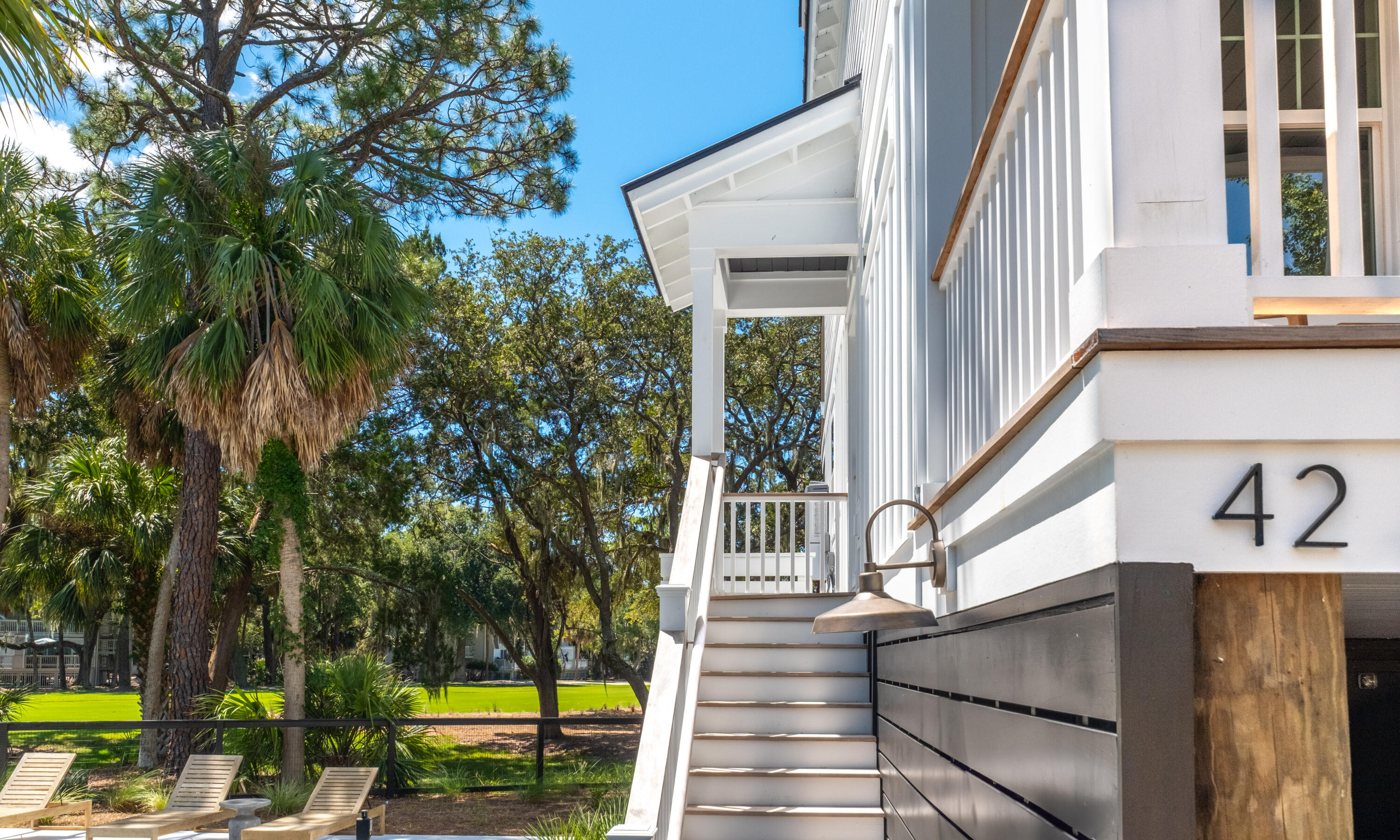 42 Battery Park Road Edisto Island, SC 29438 - Photo 7 of 59 42 Battery Park Rd_Eterna_Media-5