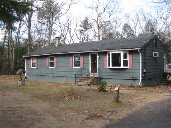 221 New Boston Road Sturbridge, MA 01566 - Photo 1 of 28 Gallery Image 1