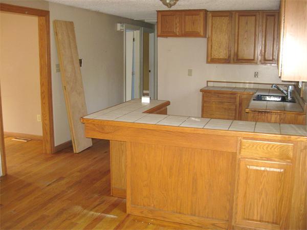221 New Boston Road Sturbridge, MA 01566 - Photo 7 of 28 Gallery Image 7