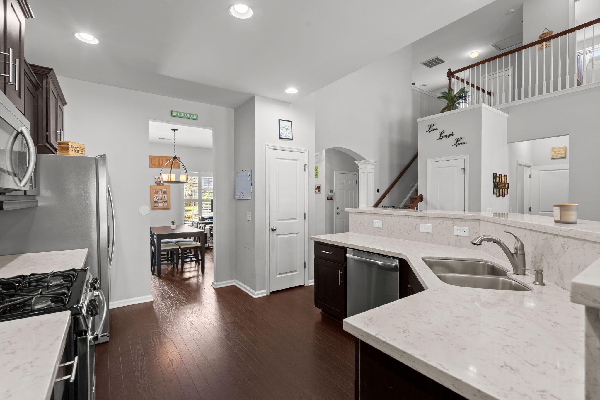 206 Alpine Road Summerville, SC 29485 - Photo 15 of 42 16