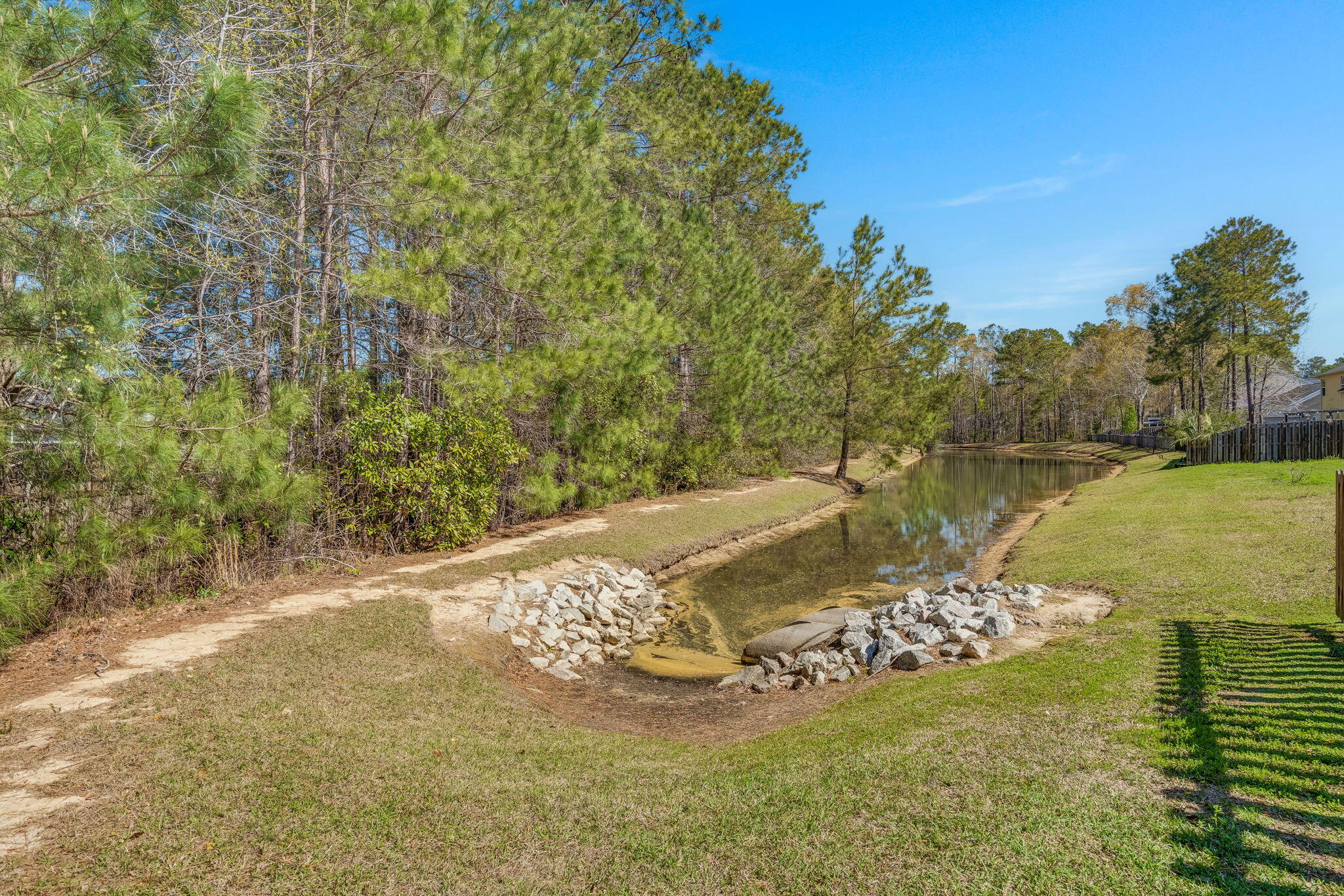 206 Alpine Road Summerville, SC 29485 - Photo 38 of 42 46