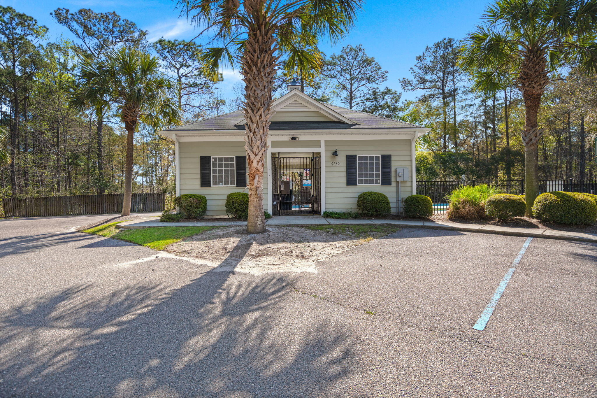 206 Alpine Road Summerville, SC 29485 - Photo 39 of 42 47