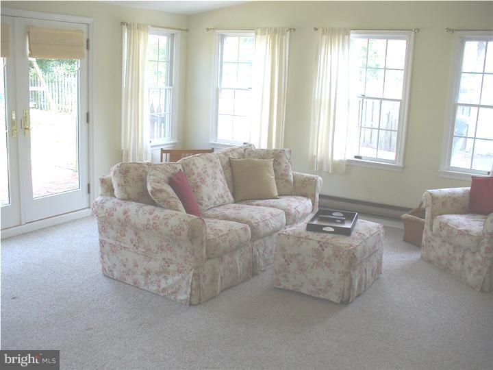 7 Hurst Road Wilmington, DE 19803 - Photo 13 of 20 Family Room