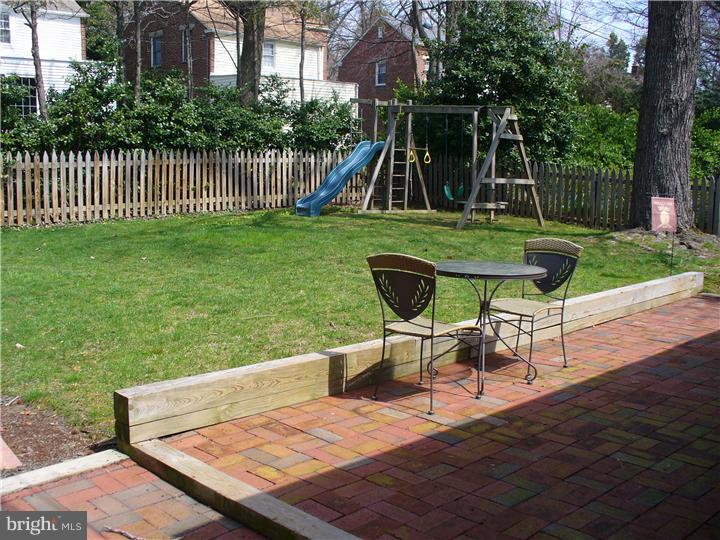 7 Hurst Road Wilmington, DE 19803 - Photo 3 of 20 Back Yard
