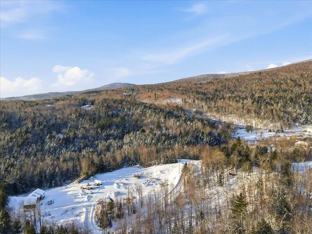 $334,000 | 1910 Stevens Brook Road, Duxbury, VT 05676