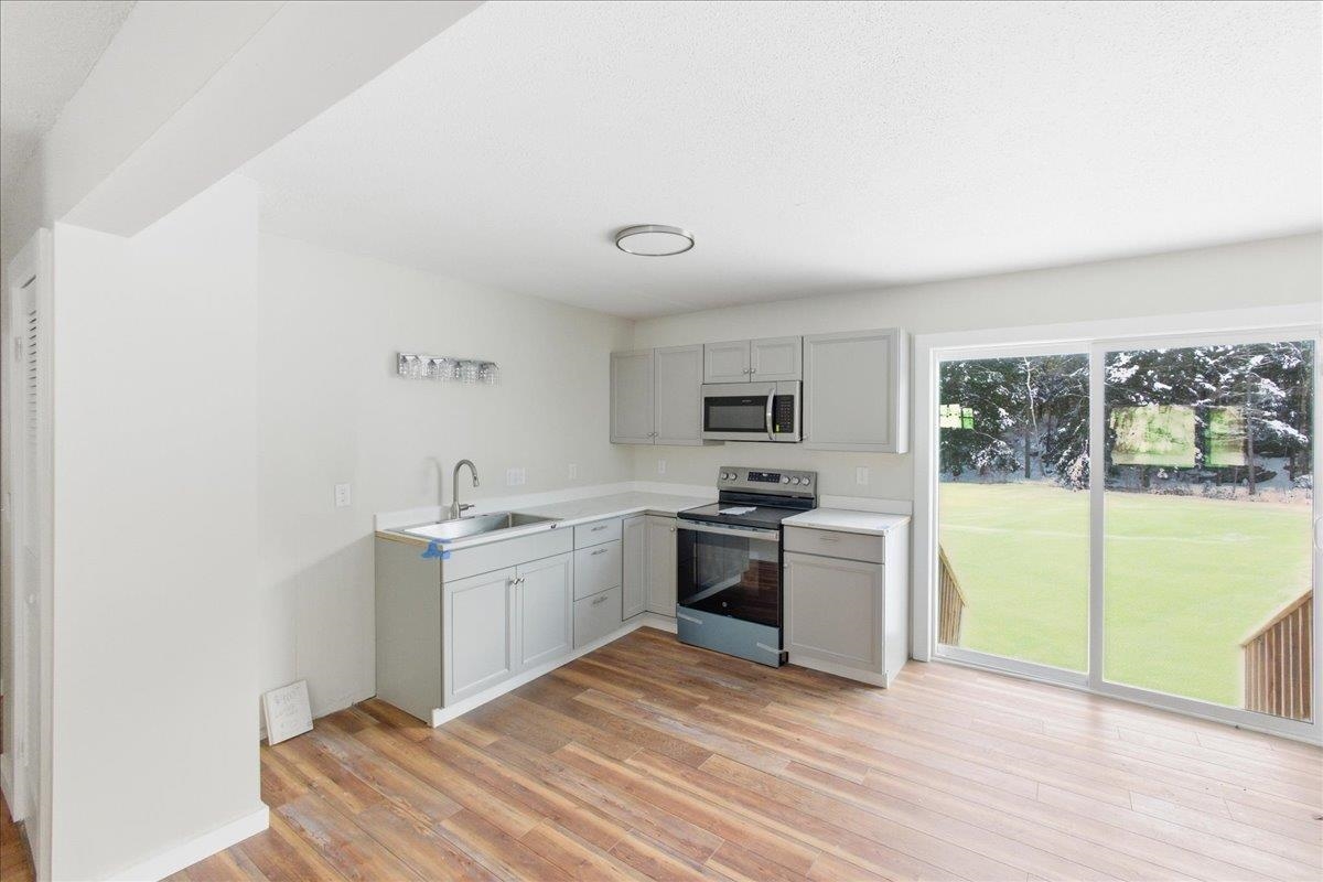 1910 Stevens Brook Road Duxbury, VT 05676 - Photo 5 of 26