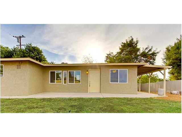 9374 Rigsby Drive Santee, CA 92071 - Photo 5 of 18 Gallery Image 5