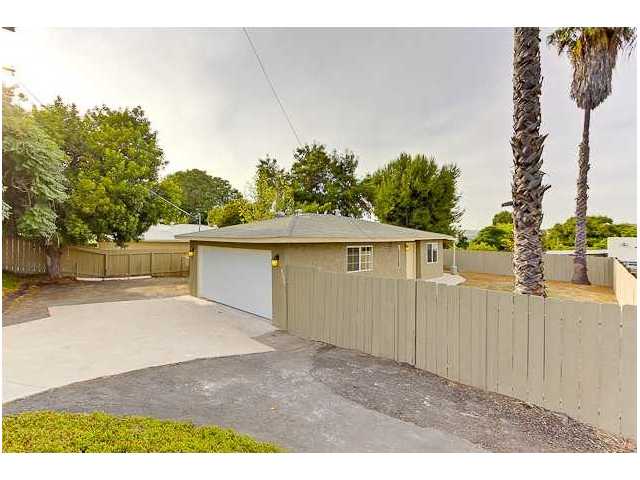9374 Rigsby Drive Santee, CA 92071 - Photo 6 of 18 Gallery Image 6