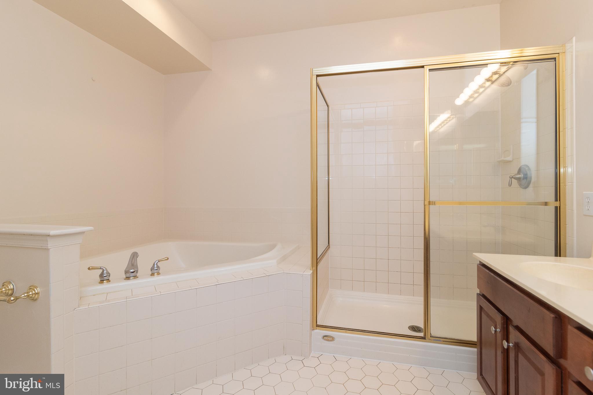 2 York Road Princeton Junction, NJ 08550 - Photo 15 of 36