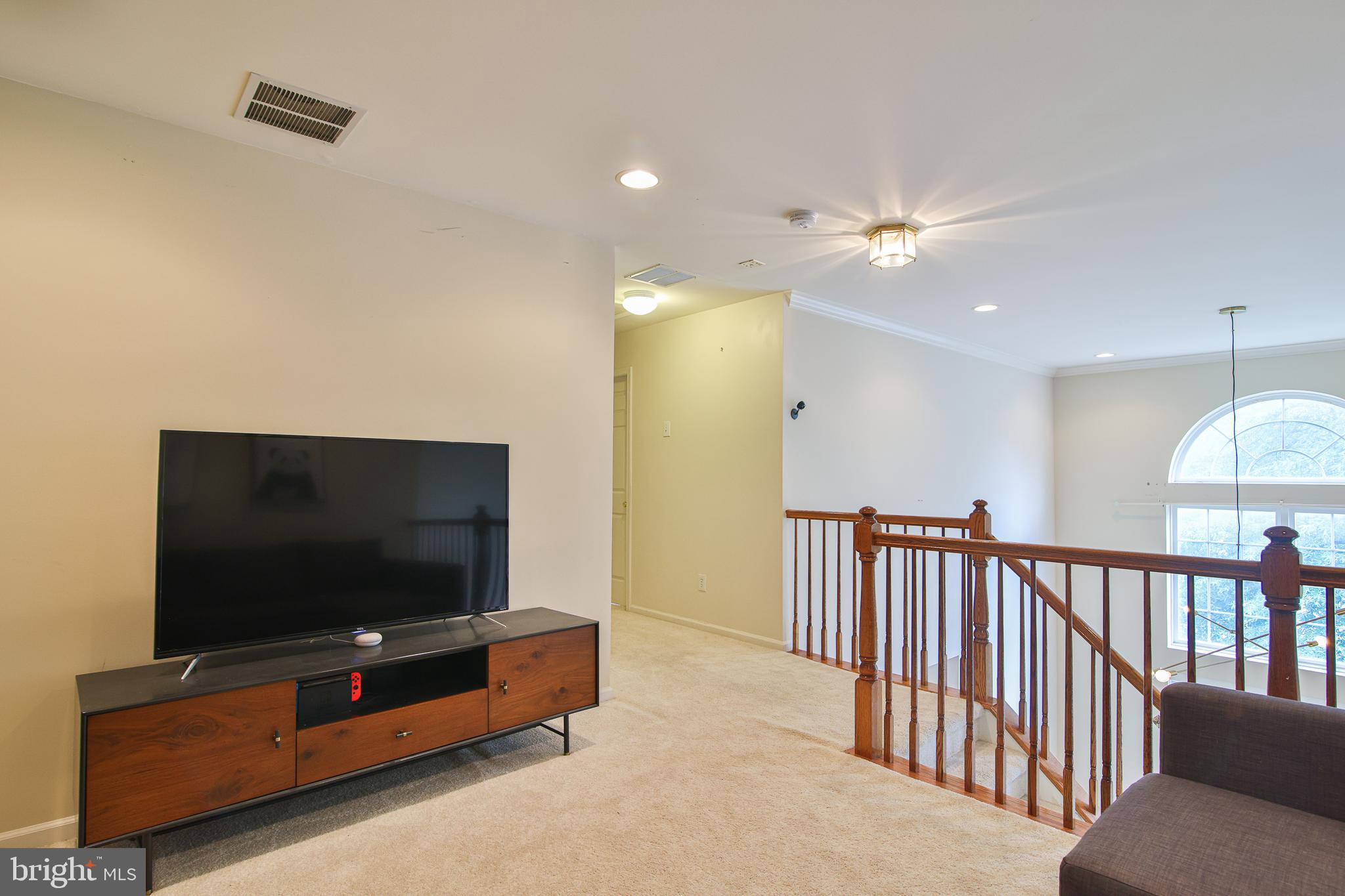 2 York Road Princeton Junction, NJ 08550 - Photo 23 of 36