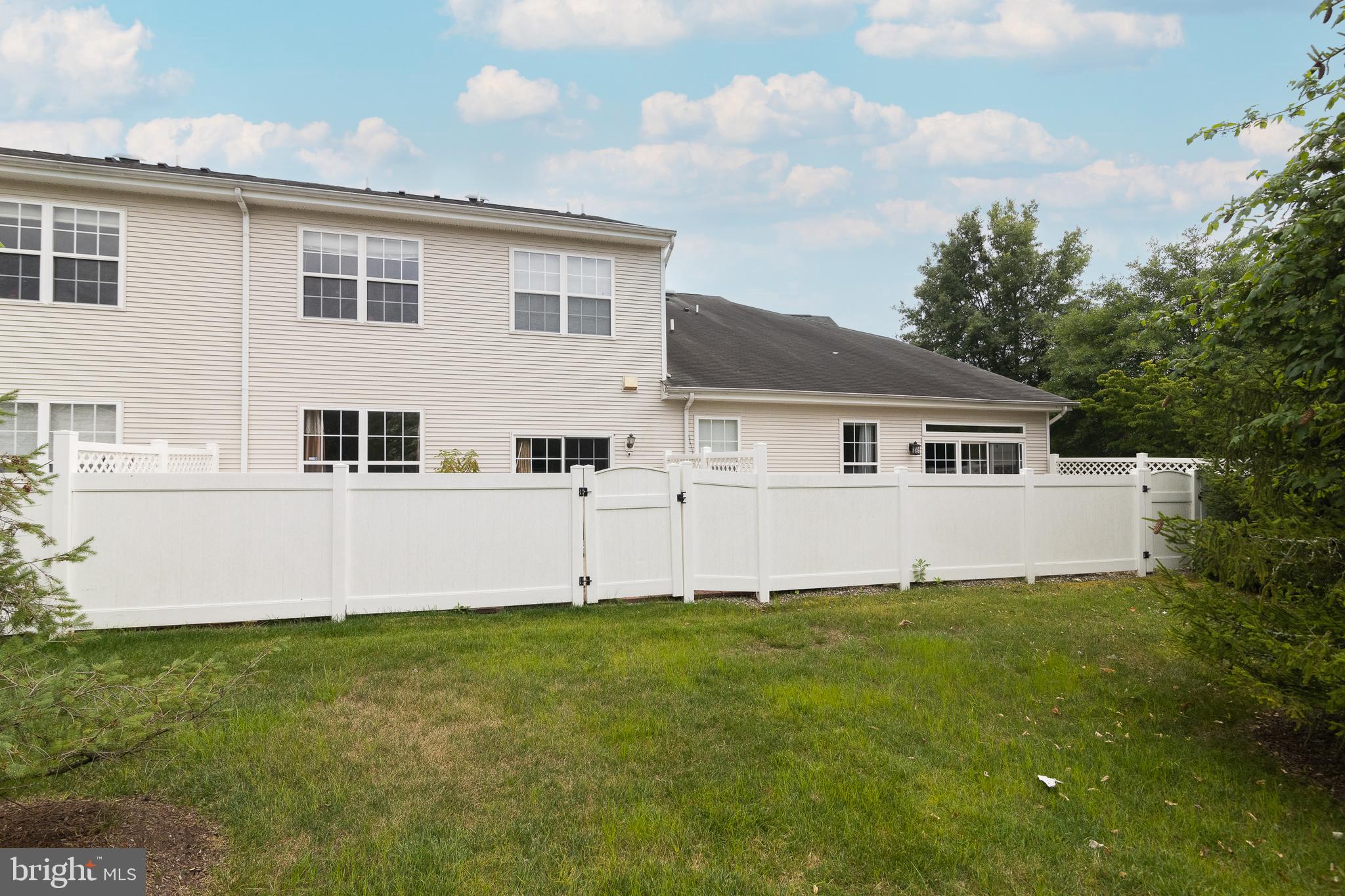 2 York Road Princeton Junction, NJ 08550 - Photo 32 of 36