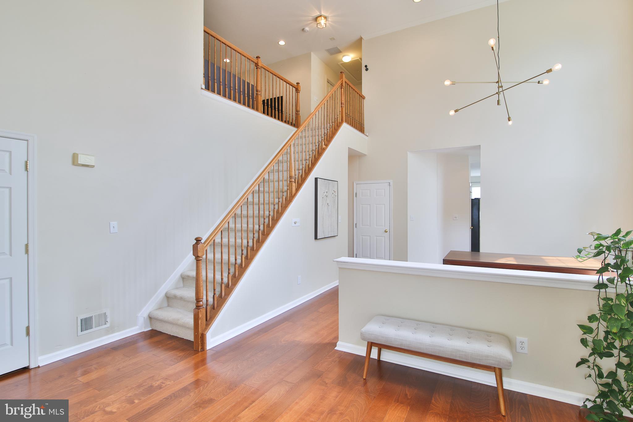 2 York Road Princeton Junction, NJ 08550 - Photo 5 of 36