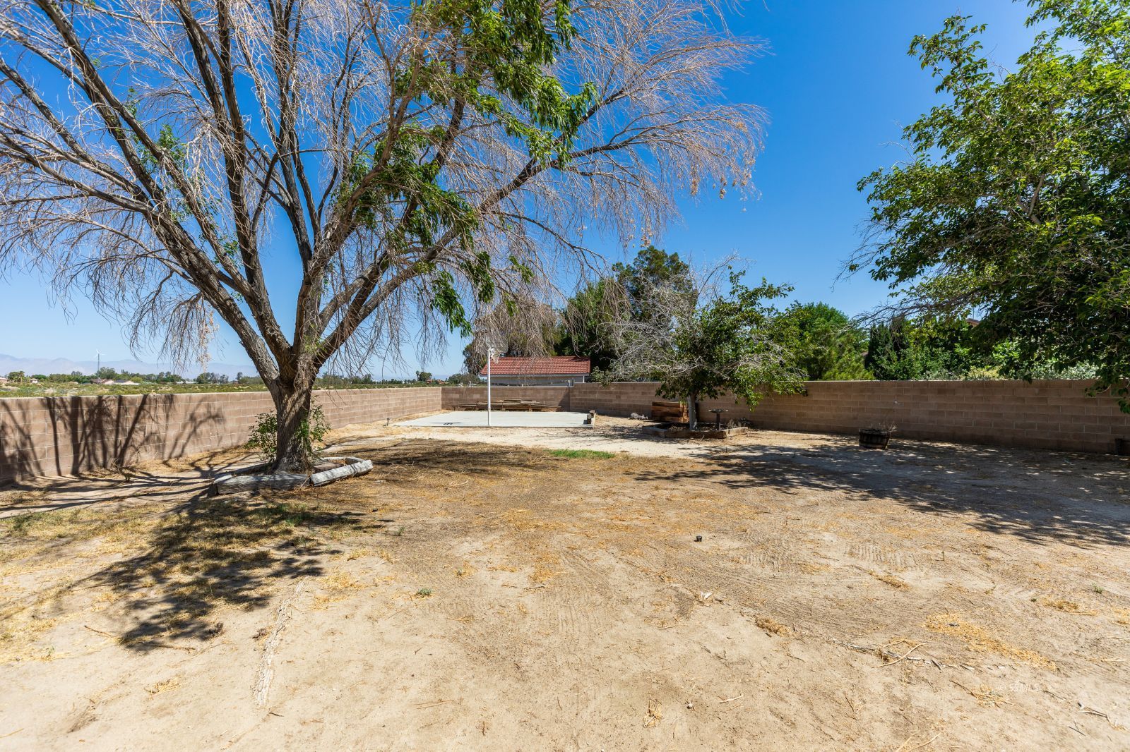 1220 Flora Way Ridgecrest, CA 93555 - Photo 34 of 37