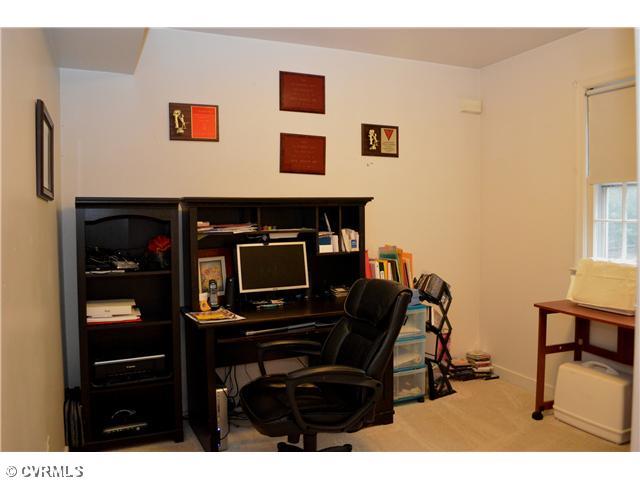 11001 Chalkley Road Chester, VA 23831 - Photo 11 of 24