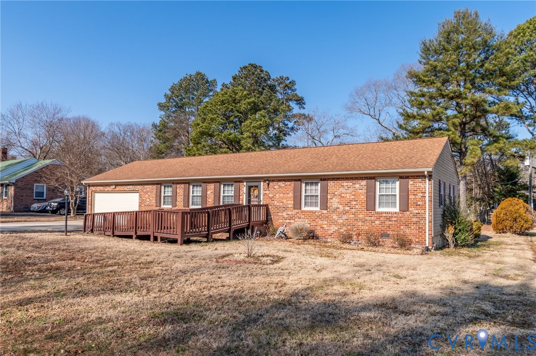 10916 Beaver Castle Road Hopewell, VA 23860 - Photo 2 of 32