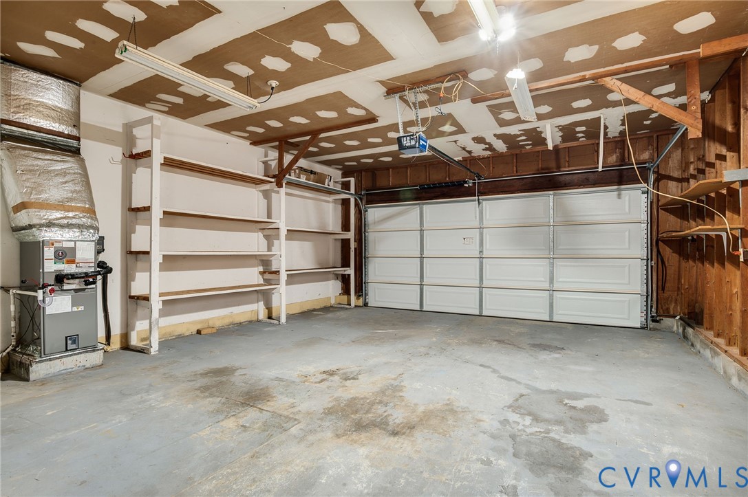 10916 Beaver Castle Road Hopewell, VA 23860 - Photo 23 of 32 2-car with extra space for shop area