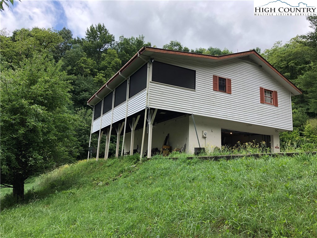 2052 Longhope Road Todd, NC 28684 - Photo 1 of 22 Gallery Image 1