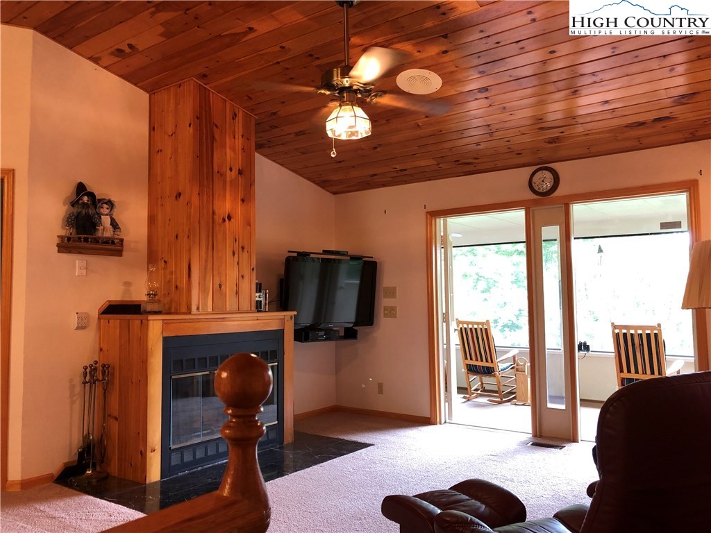 2052 Longhope Road Todd, NC 28684 - Photo 4 of 22 Gallery Image 4