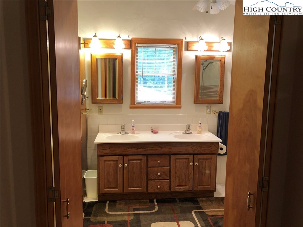 2052 Longhope Road Todd, NC 28684 - Photo 7 of 22 Gallery Image 7