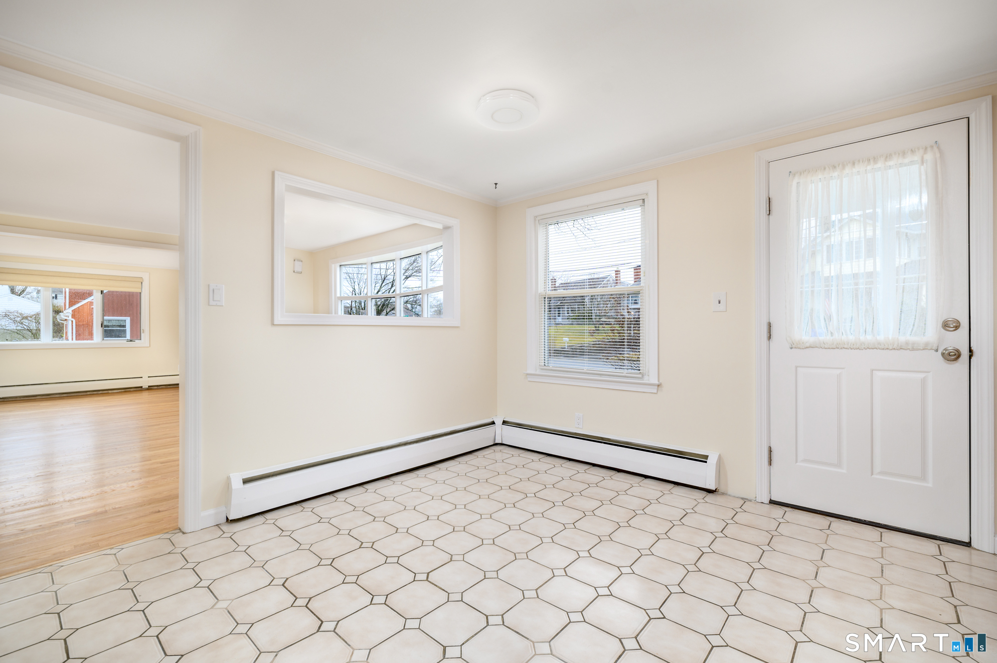 20 Rockmere Road Norwalk, CT 06851 - Photo 14 of 29 Eat In Kitchen w/ second entrance. *note, flooring has changed.