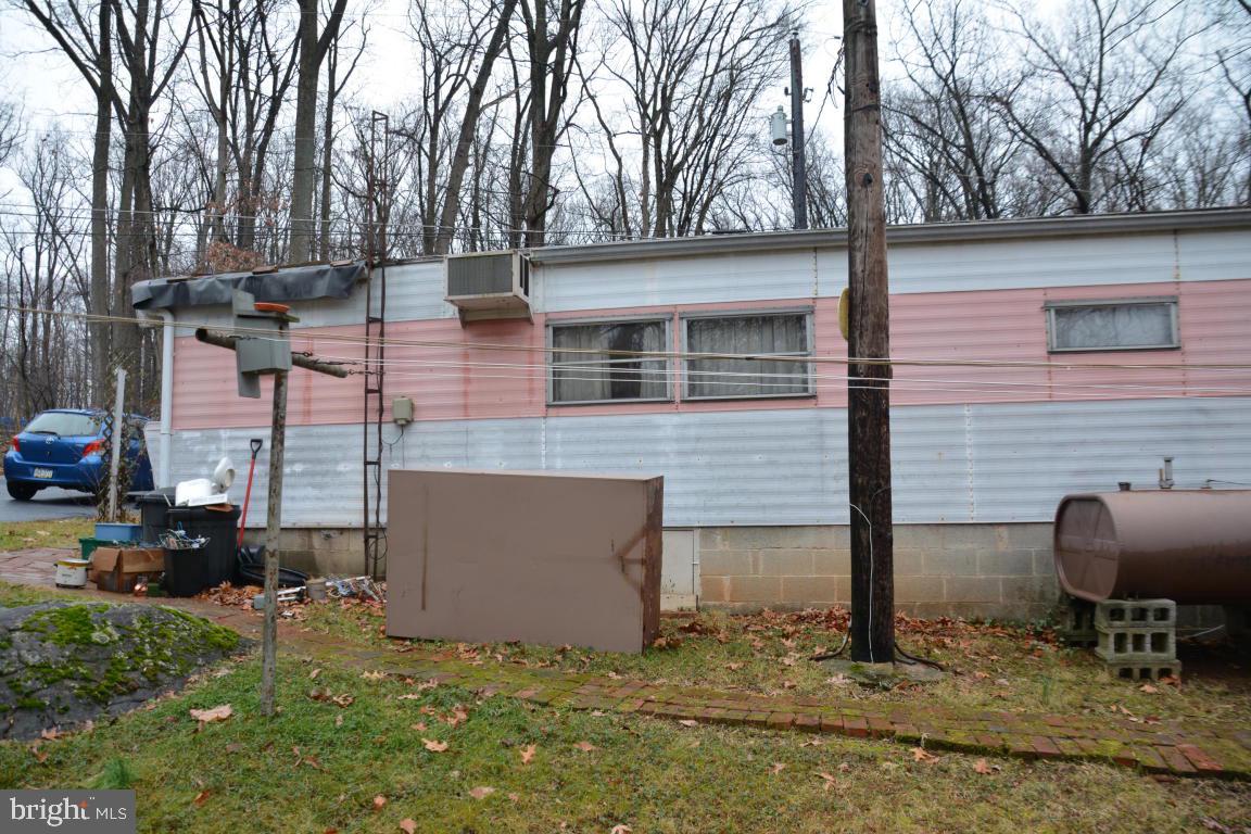 5558 Bossler Road Elizabethtown, PA 17022 - Photo 6 of 8 Gallery Image 6