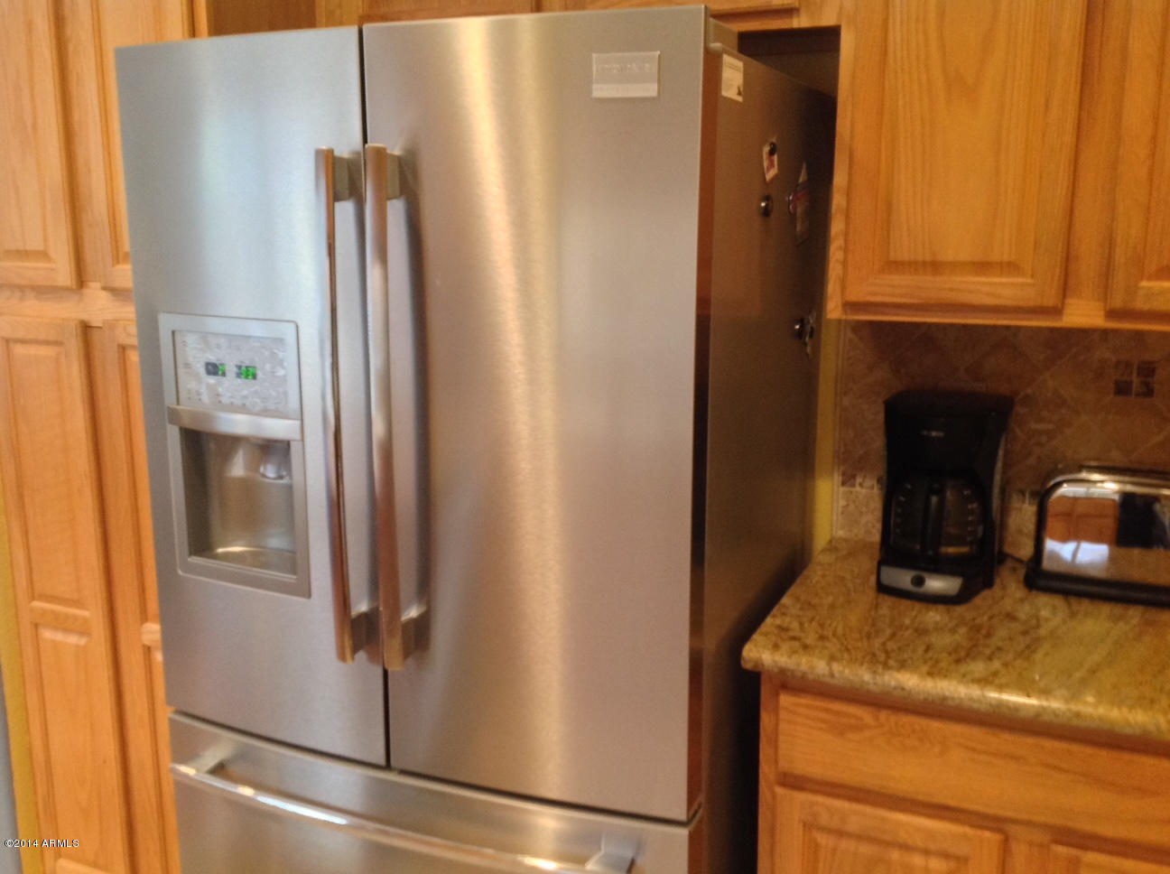 4361 South Rim Court Gilbert, AZ 85297 - Photo 7 of 51 Stainless Refrigerator stays