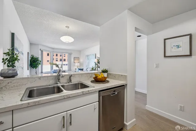 $619,000 | 111 Chestnut Street, Unit 512, San Francisco, CA 94111